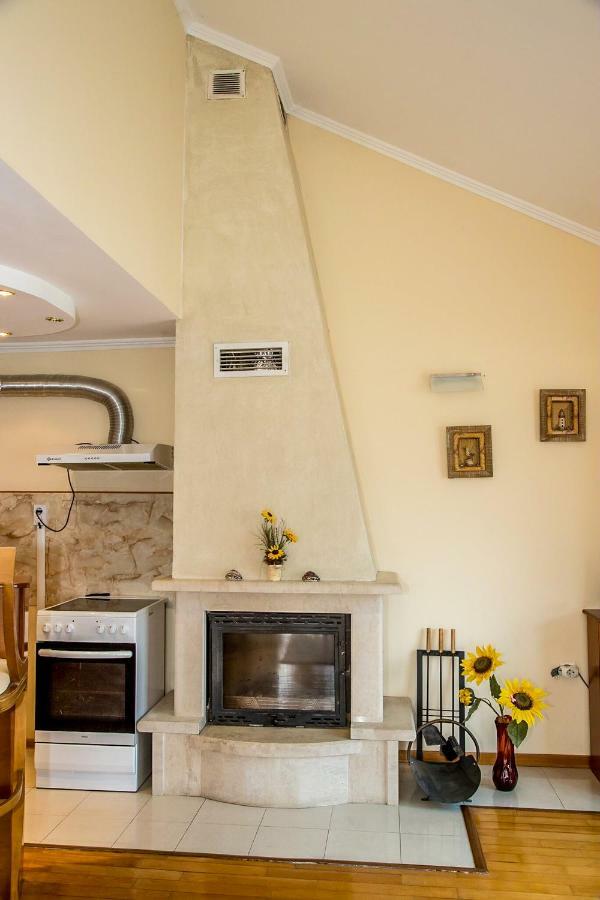Spacious & Sunny Maisonette With Terrace Near Centre By Flаt Manаger Burgas Zewnętrze zdjęcie
